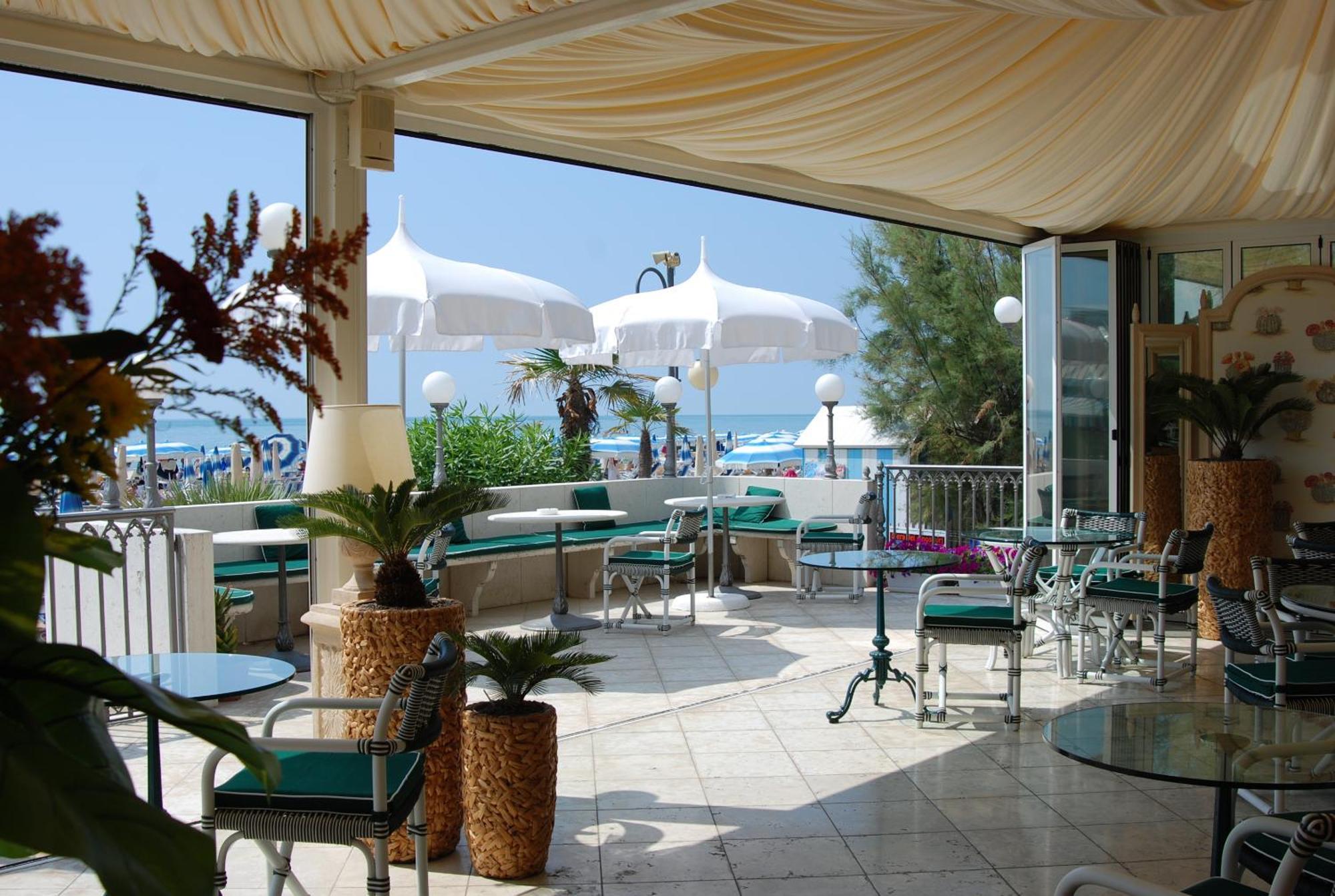 Hotel Montecarlo Lido di Jesolo Exterior photo